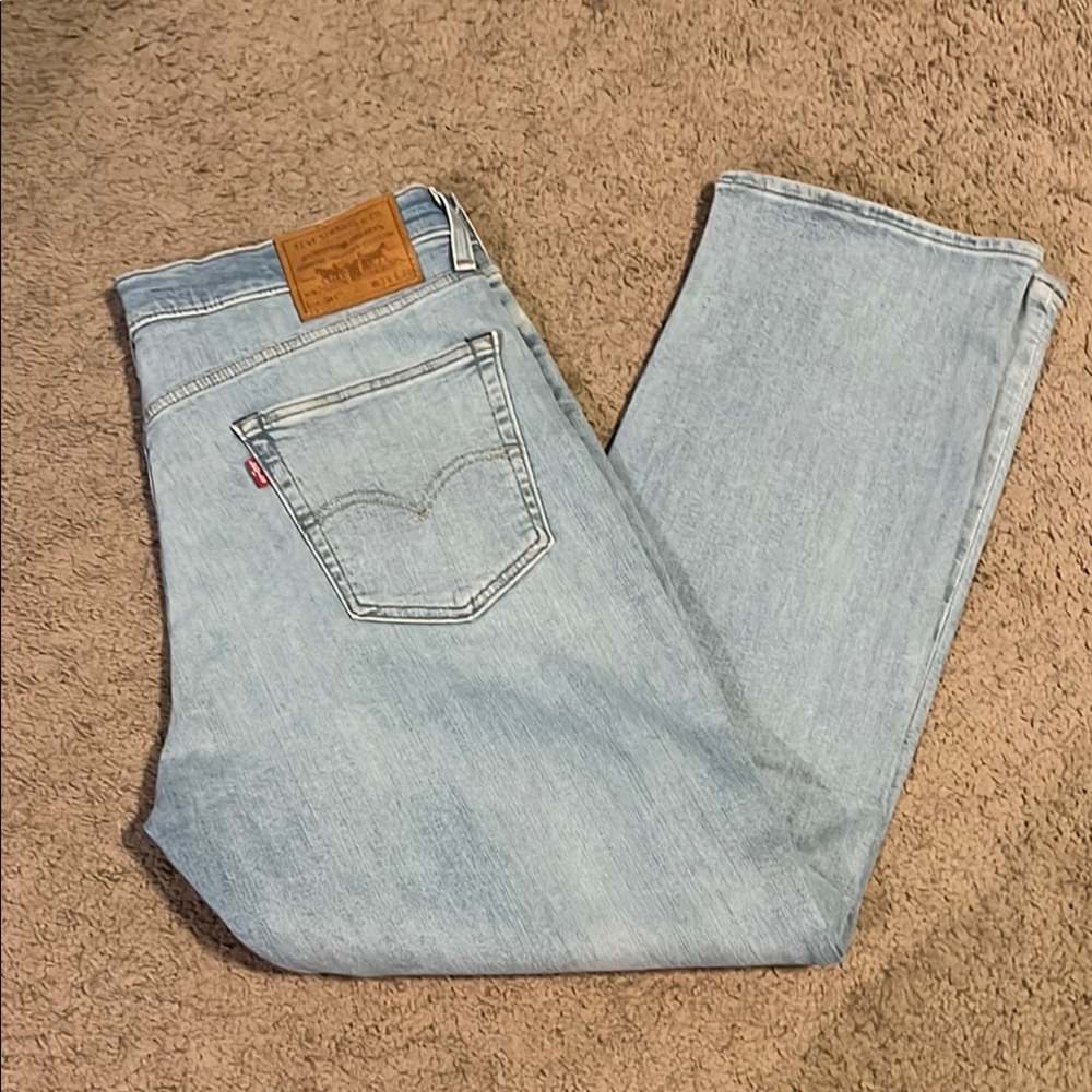 Levi's Men's Sky Blue Straight Jeans